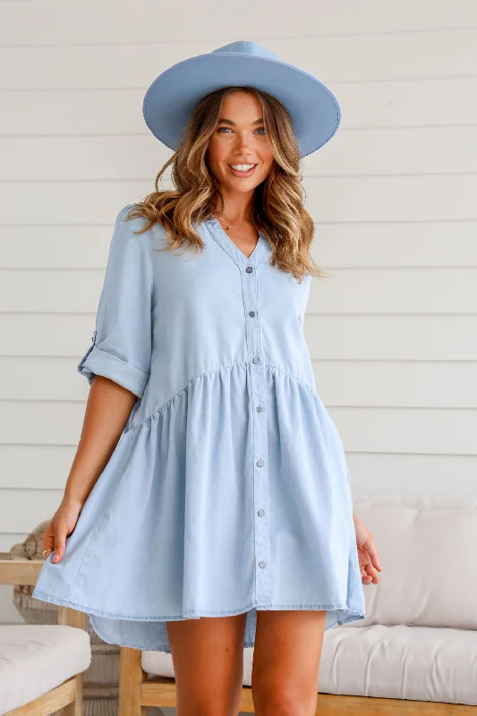 Lacey Dress Light Blue