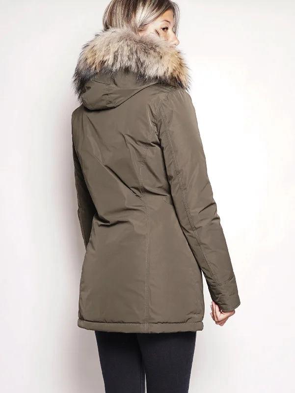 Arctic Parka in Shape Memory  Verde